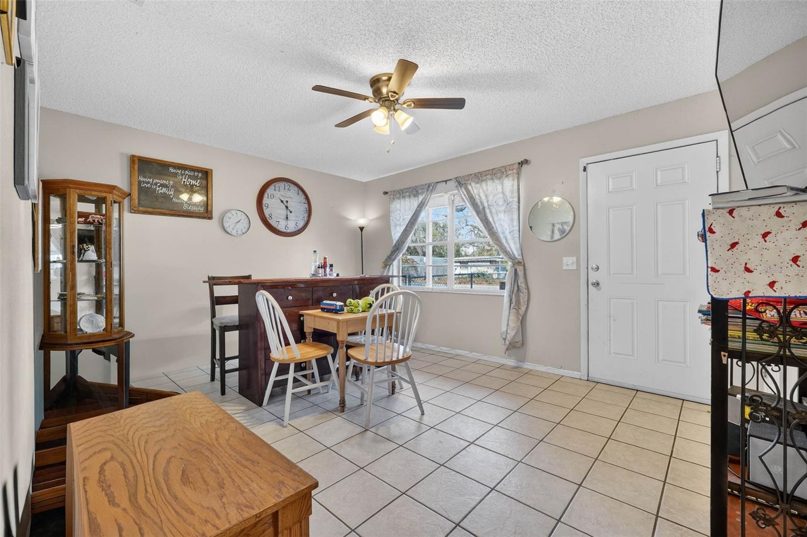 SUN ACRES - Residential