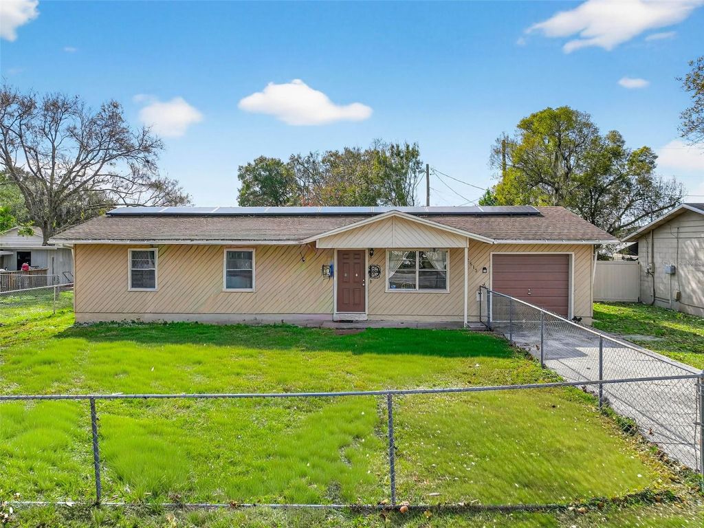 Photo of 2613 Fowler Avenue, Auburndale, FL 33823 (MLS # S5141436)