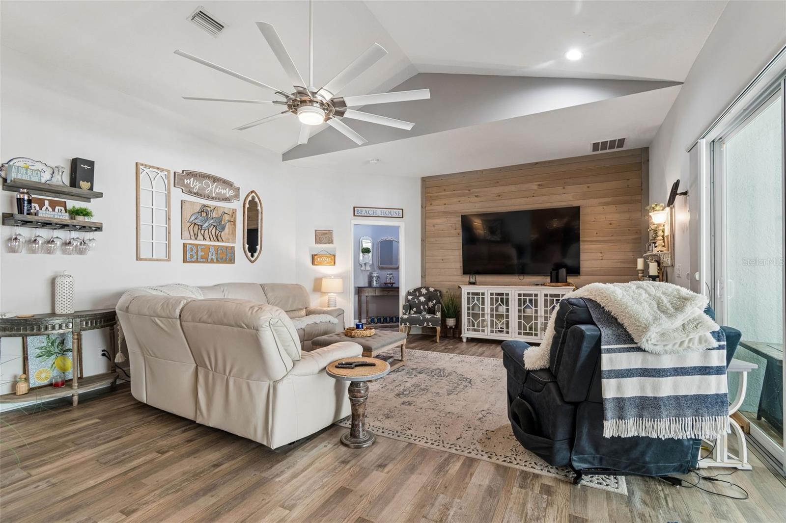 LA FOREST AT GREEN SPGS THE GROVE - Residential