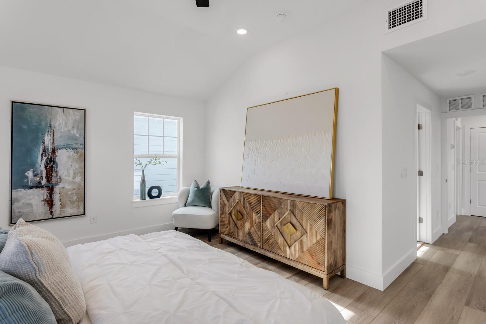 MACFARLANES ADDS - Residential Lease