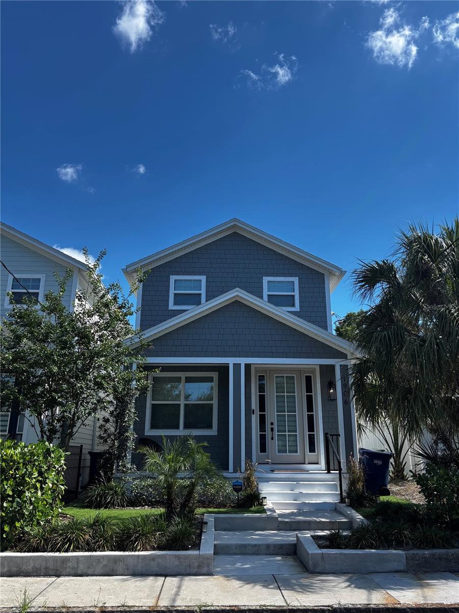 MACFARLANES ADDS - Residential Lease