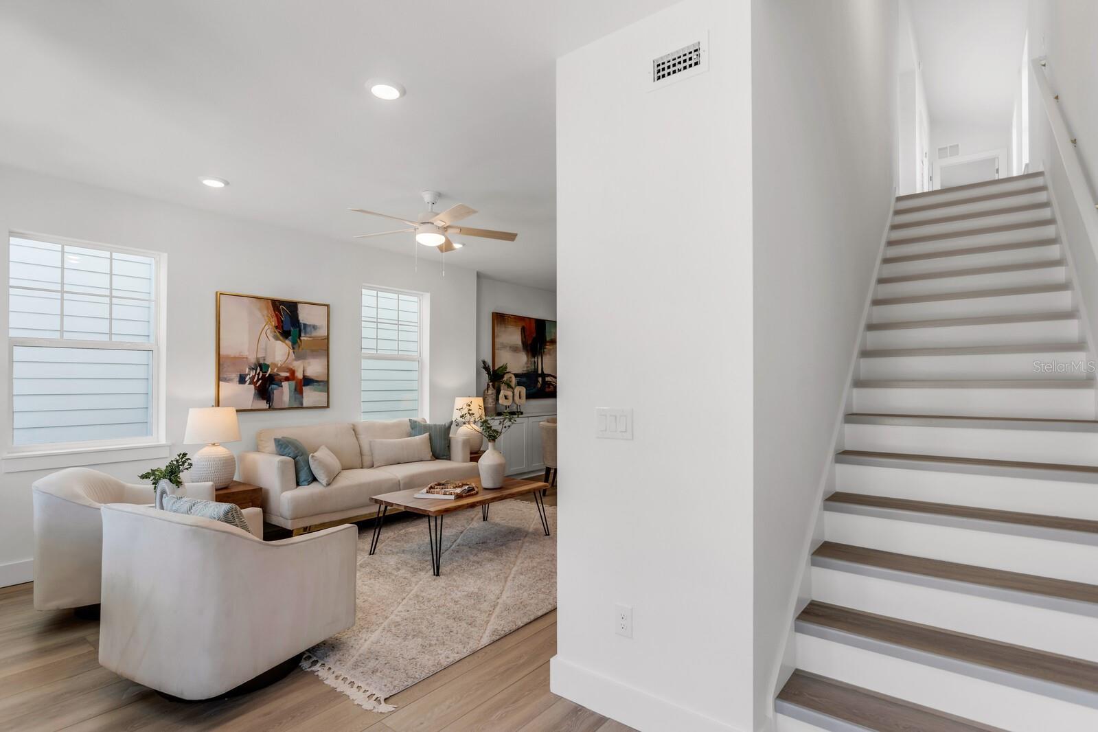 MACFARLANES ADDS - Residential Lease