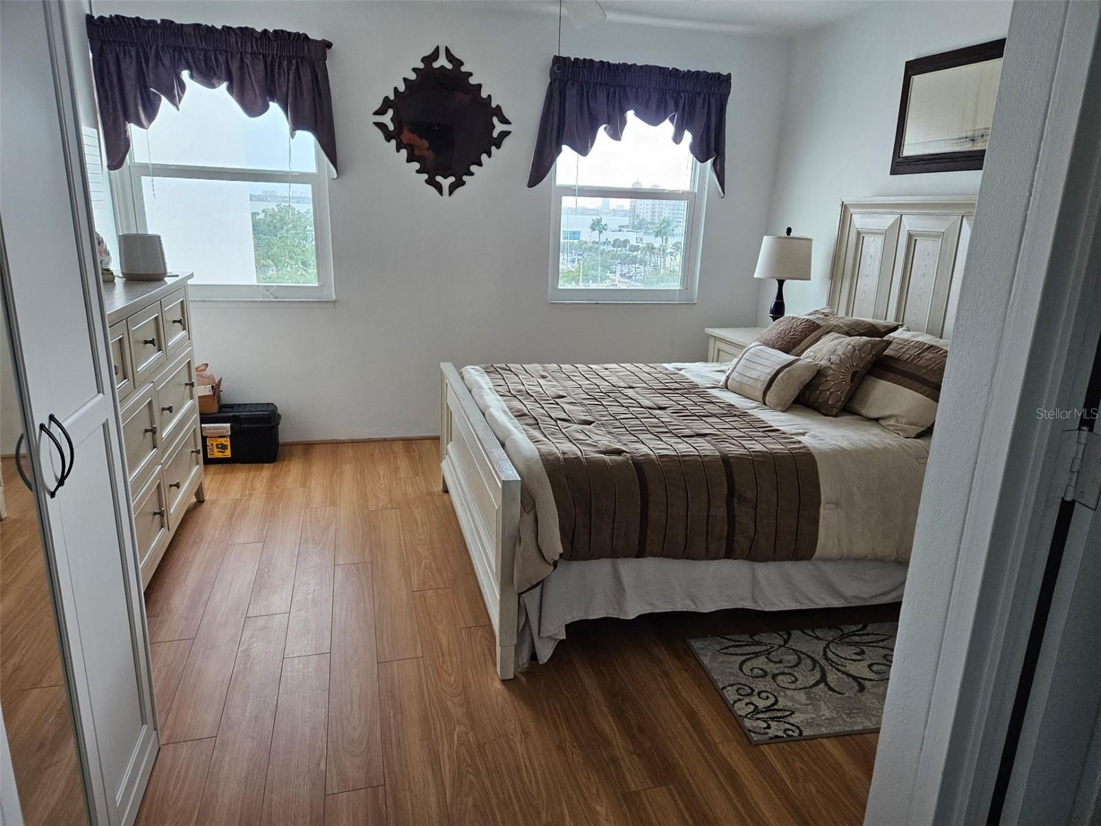 GULFSTREAM TOWERS - Residential Lease