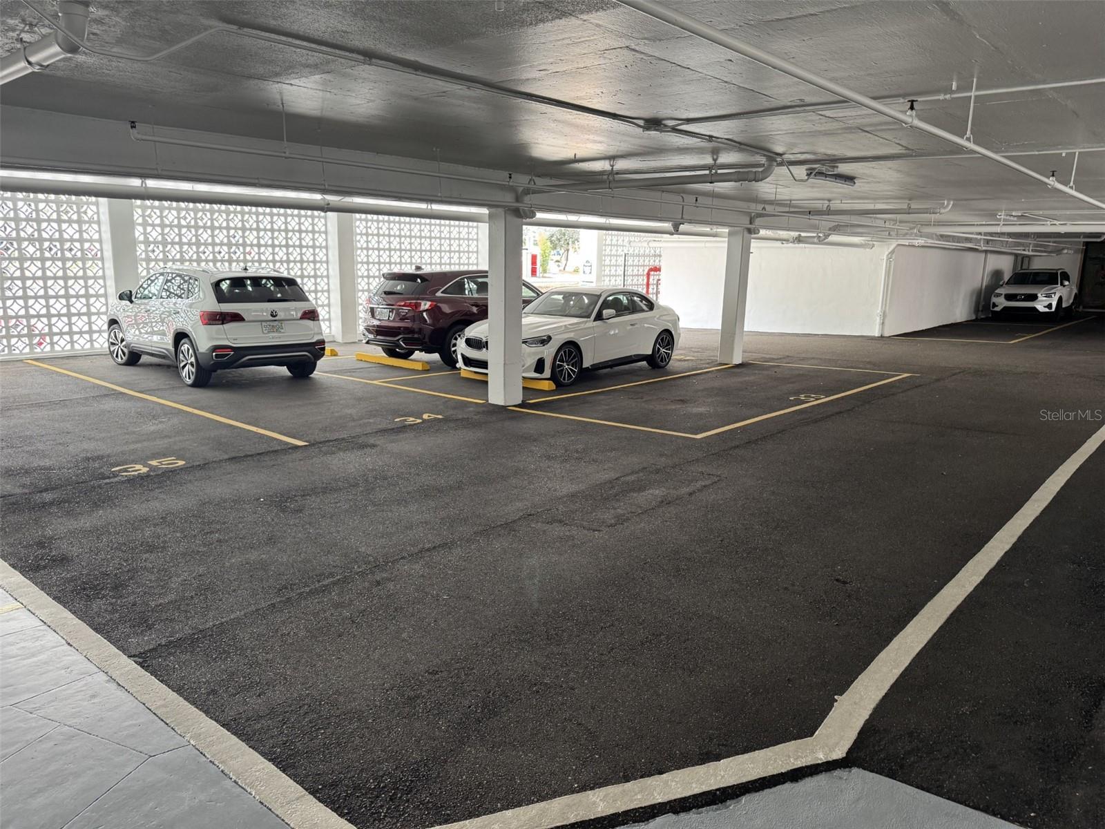 GULFSTREAM TOWERS - Residential Lease