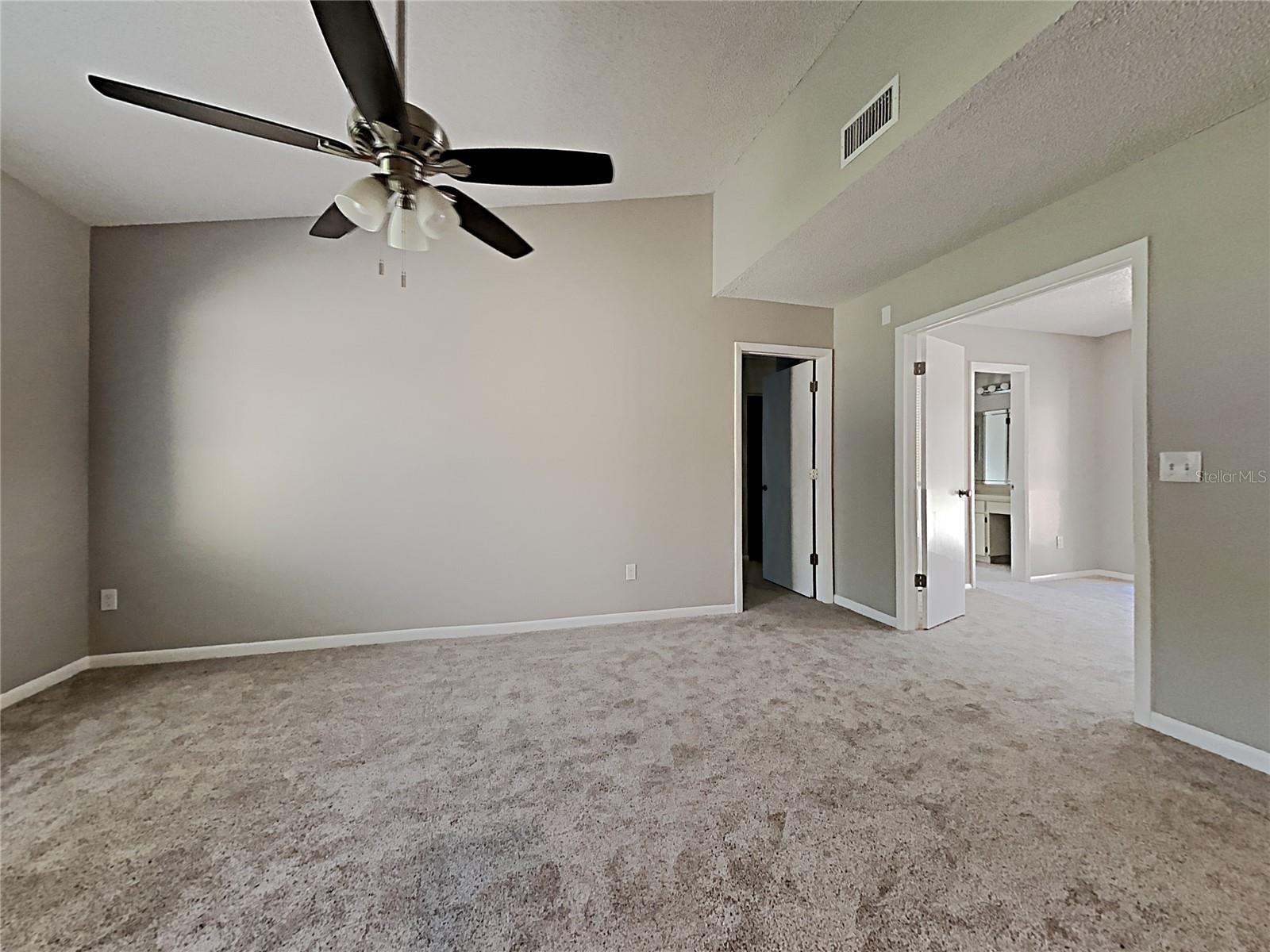 KINGSWAY DOWNS UNIT THREE - Residential