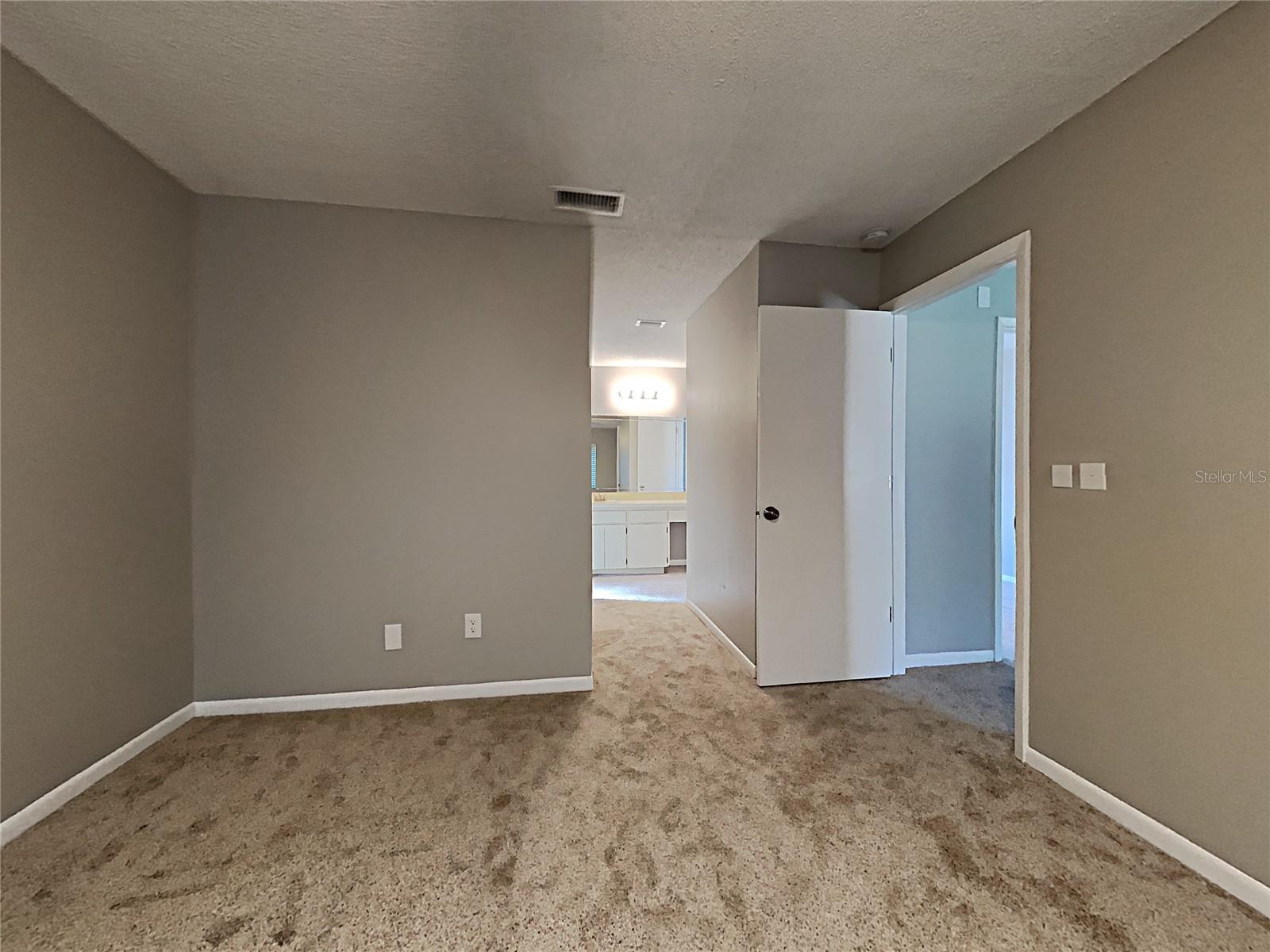 KINGSWAY DOWNS UNIT THREE - Residential