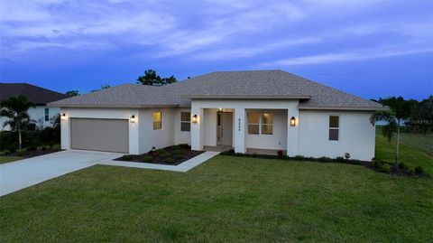 A home in SEBRING