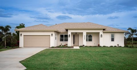 A home in SEBRING