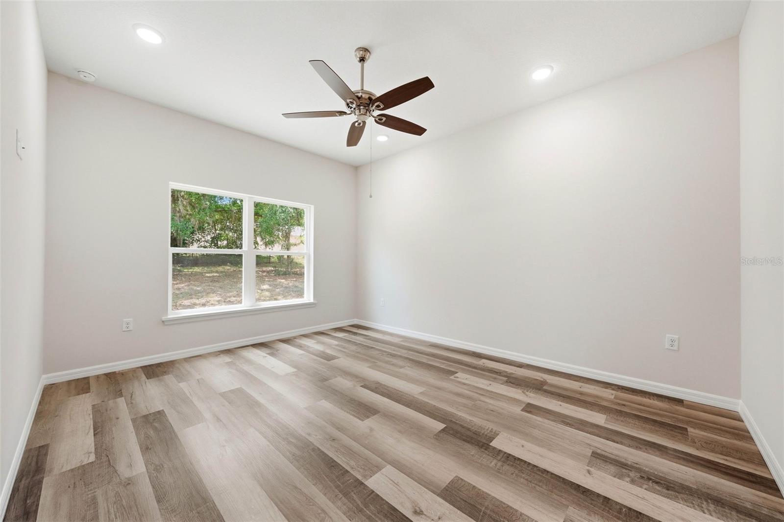 ASTATULA MONROE PARK - Residential