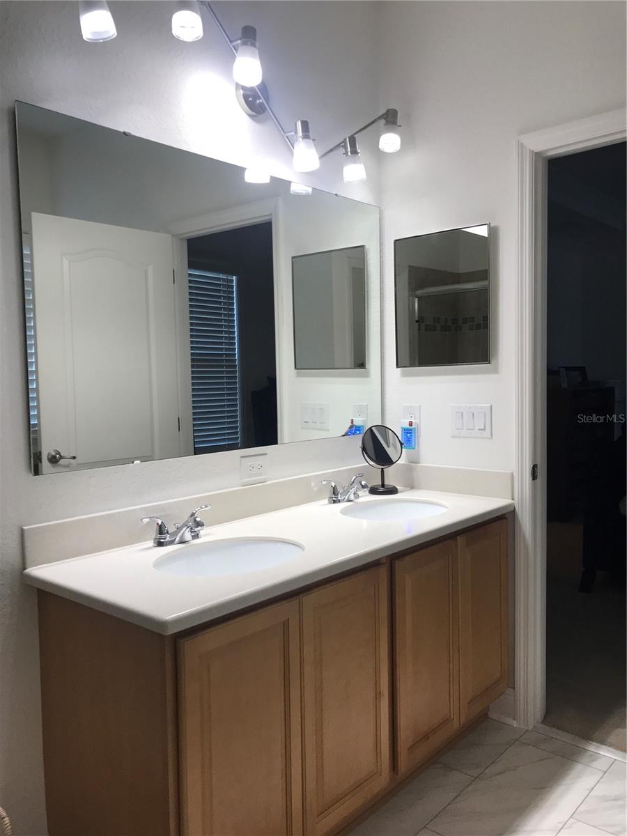 SOUTH GULF COVE - Residential