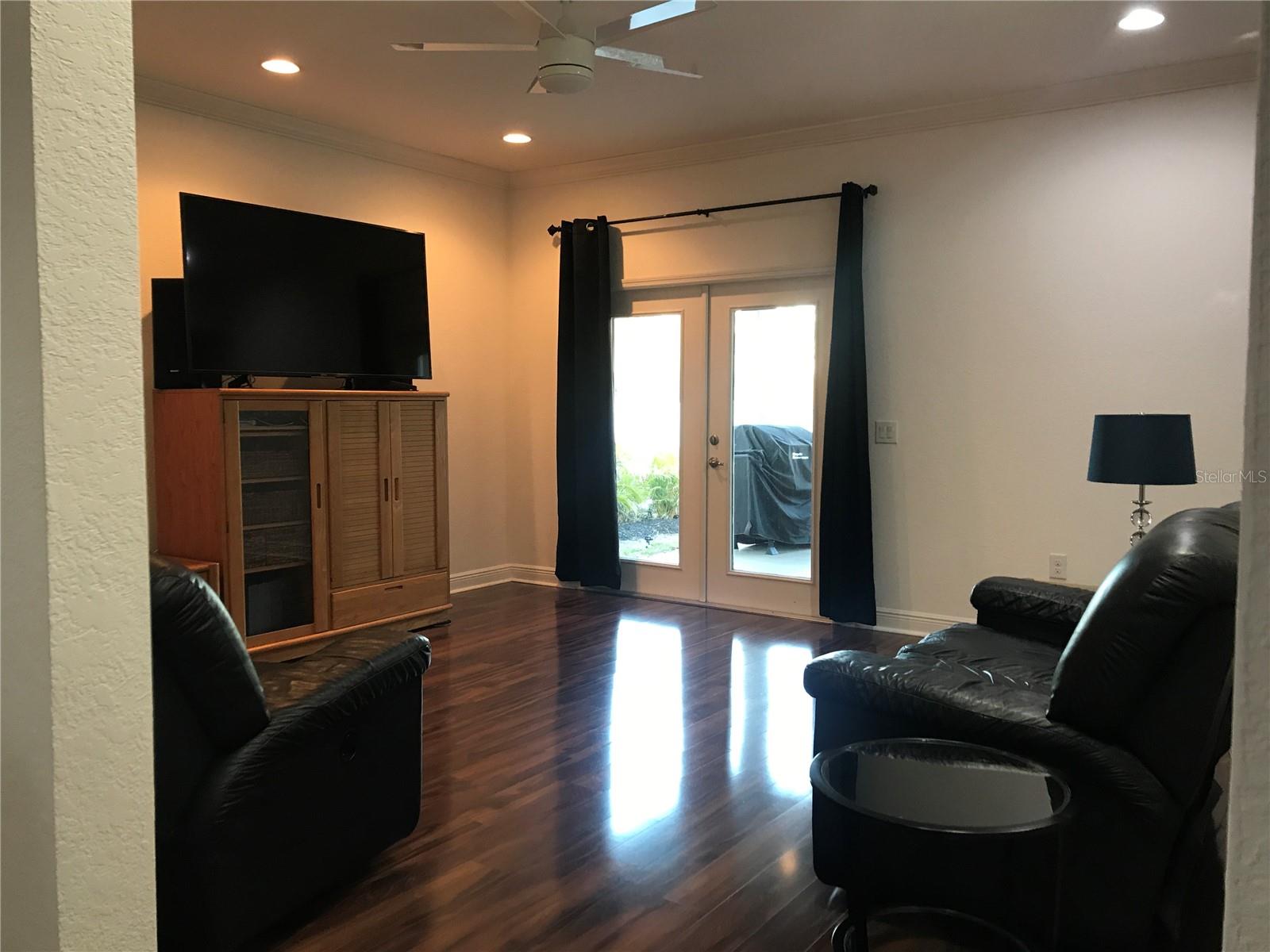 SOUTH GULF COVE - Residential