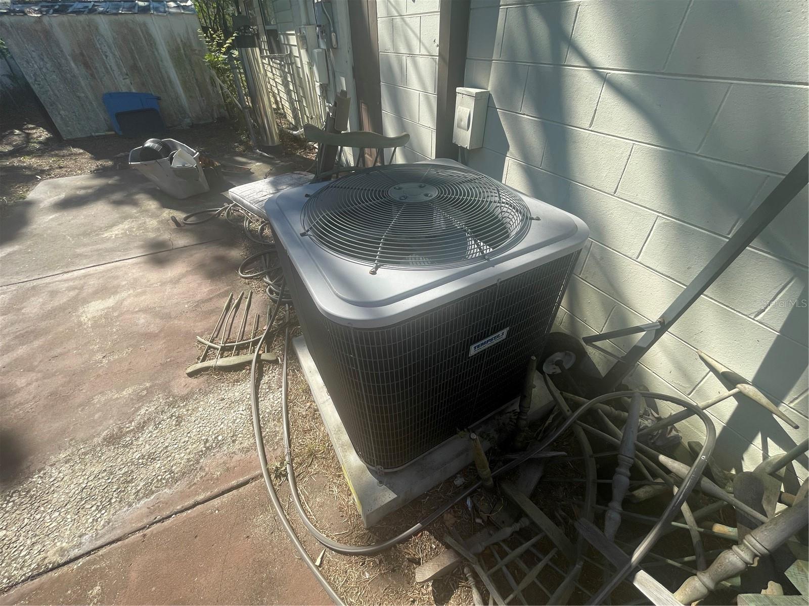 SPRING HILL - Residential