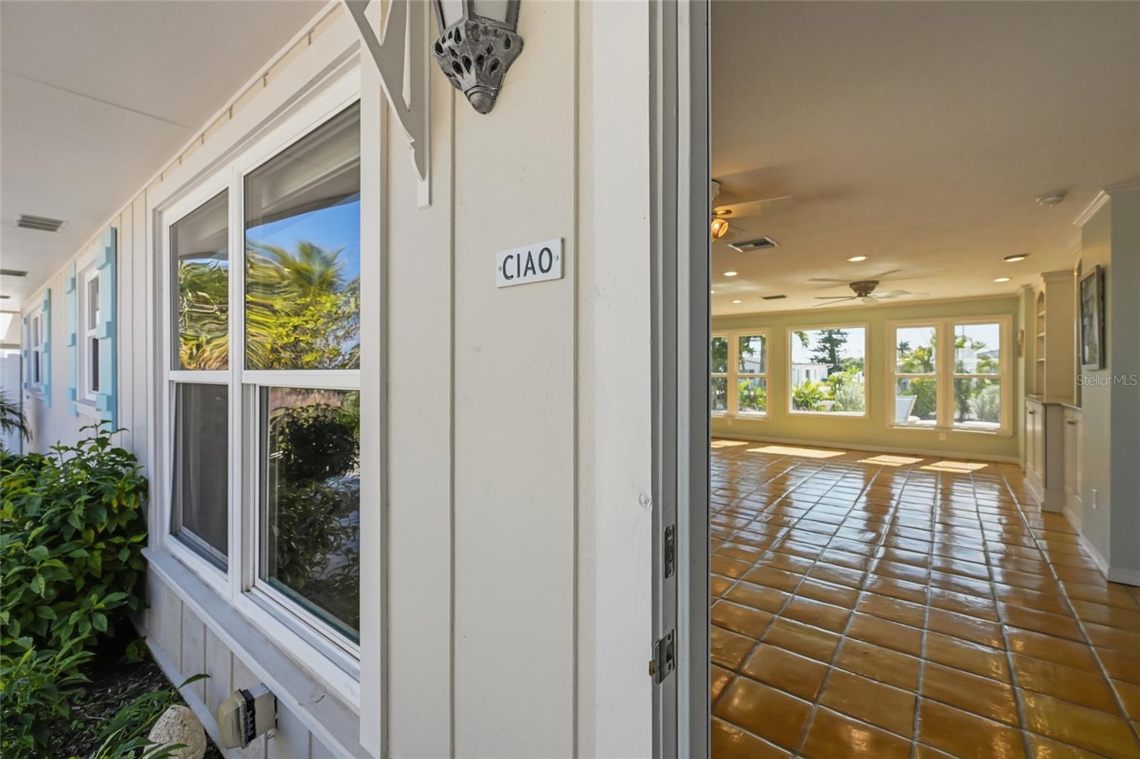 HOLMES BEACH 17TH UNIT - Residential