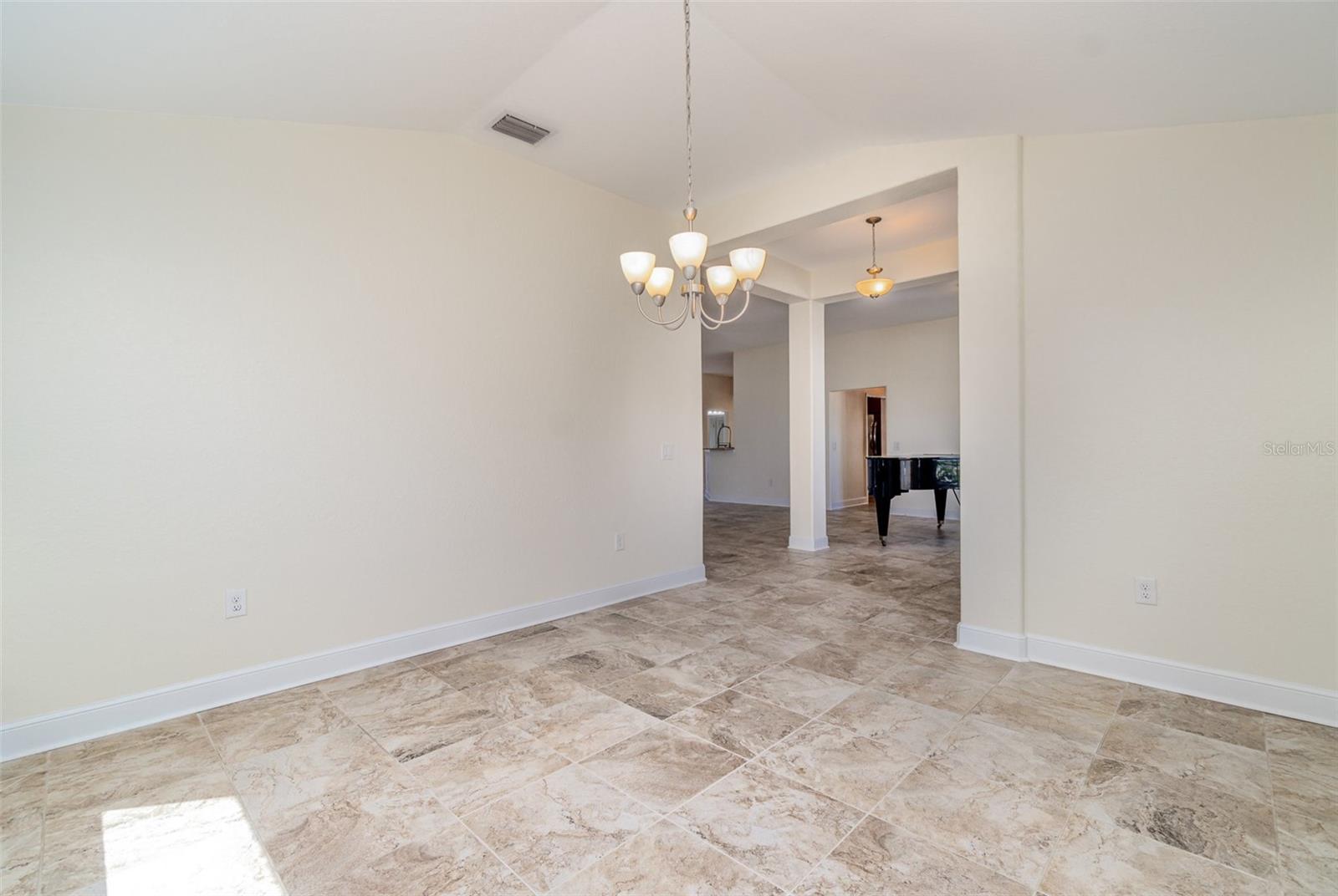 13049 SW PEMBROKE CIRCLE S