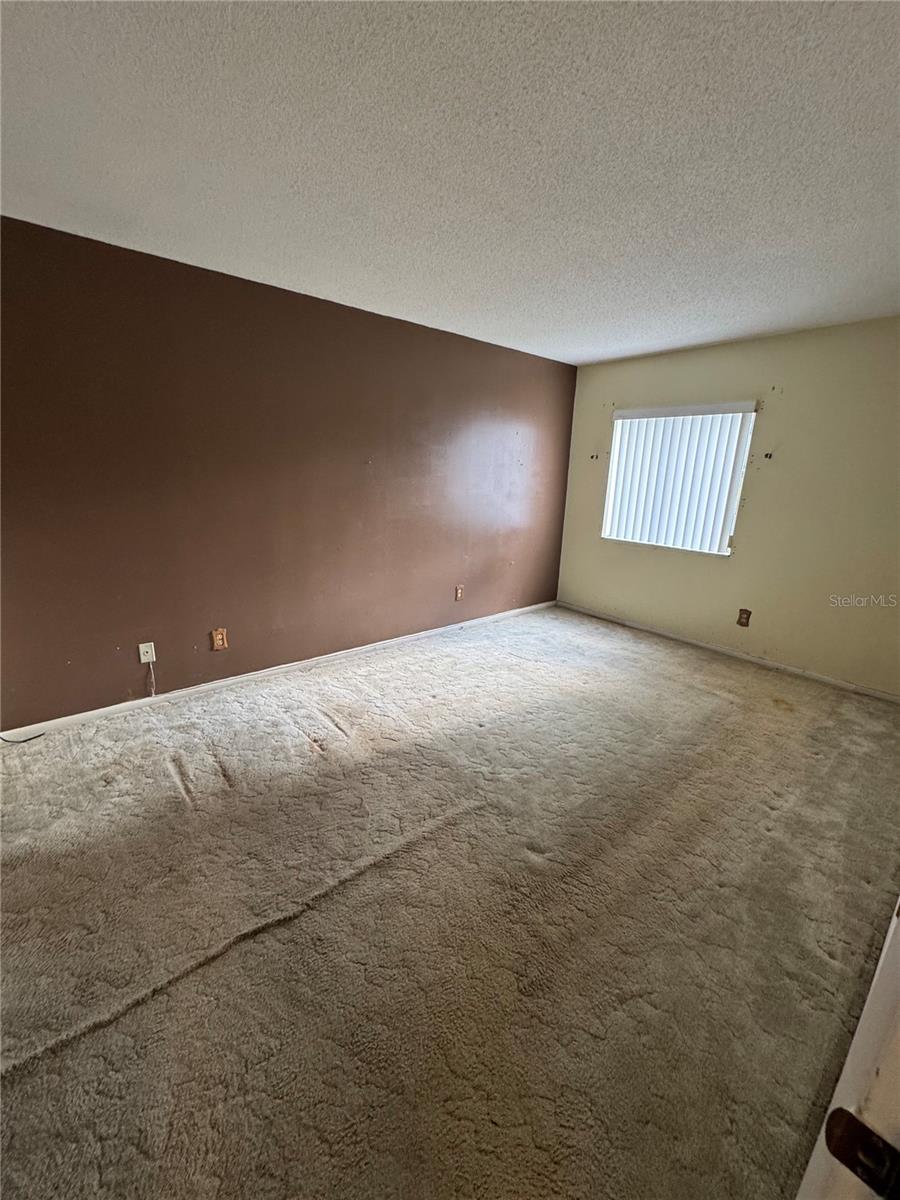 FAIRWAYS/SILVER SPGS SHORES CO - Residential