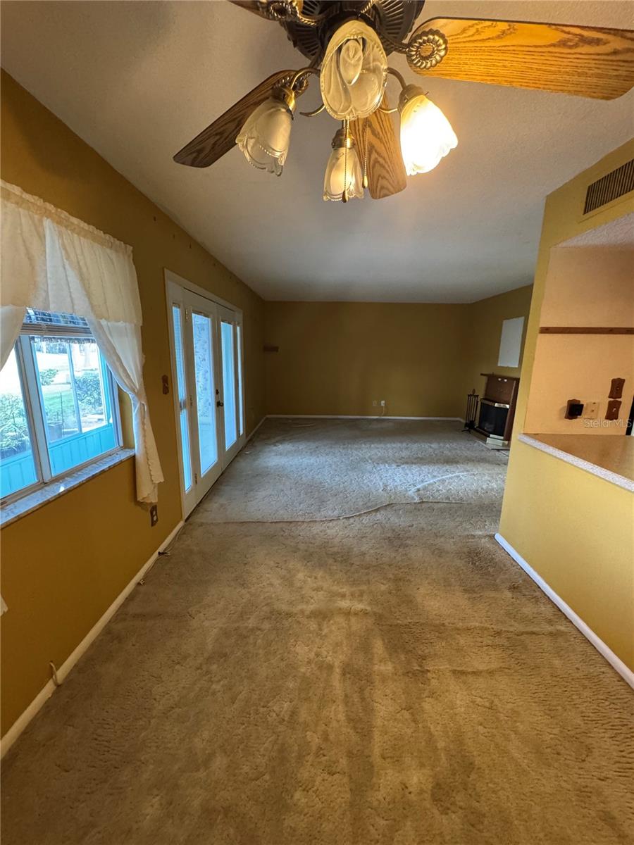 FAIRWAYS/SILVER SPGS SHORES CO - Residential