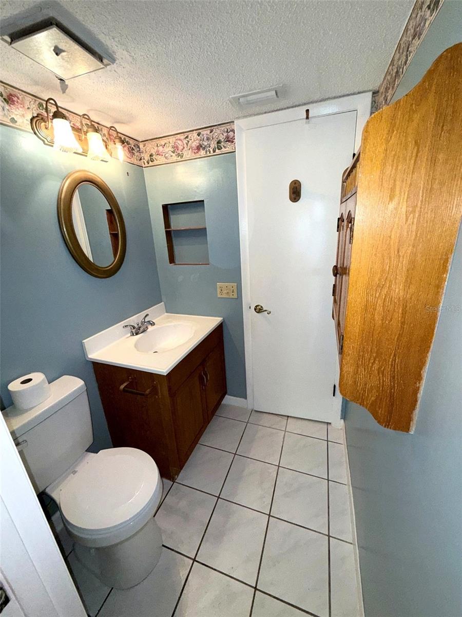 FAIRWAYS/SILVER SPGS SHORES CO - Residential