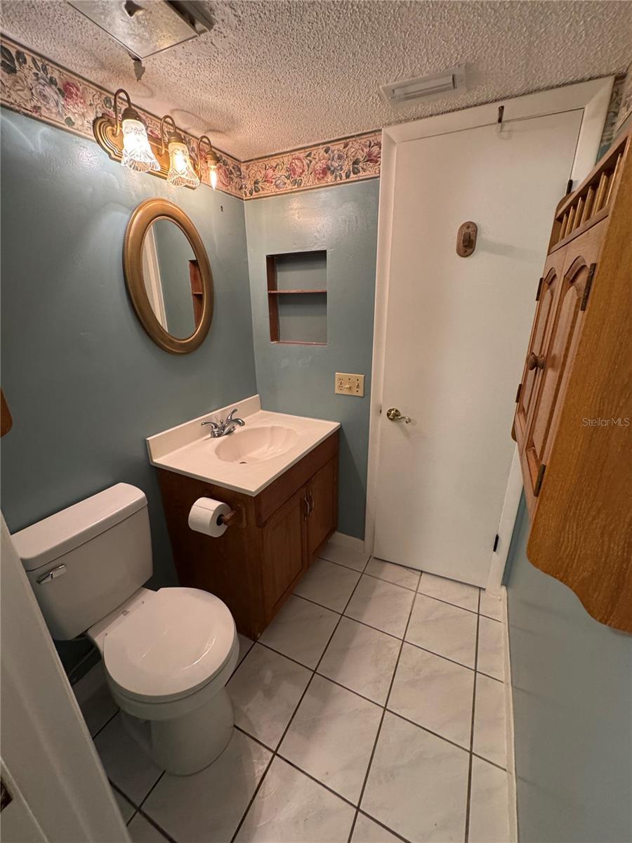 FAIRWAYS/SILVER SPGS SHORES CO - Residential