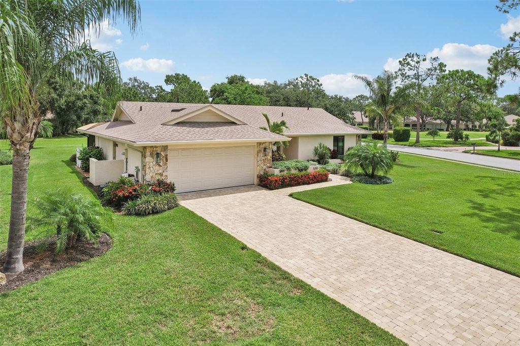 Sarasota Florida Homes for Sale 600k to 700k 34 Photo of 5283 Everwood Run, Sarasota, FL 34235 (MLS # A4658146)