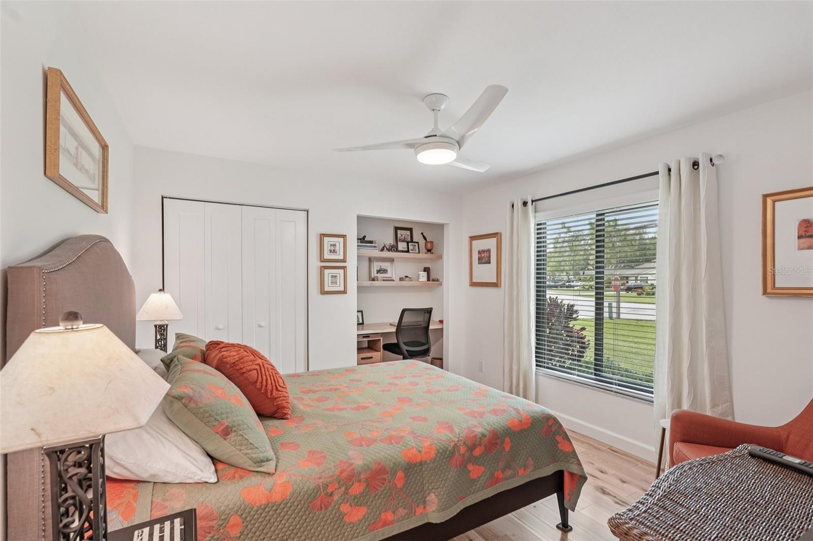 THE MEADOWS - Residential