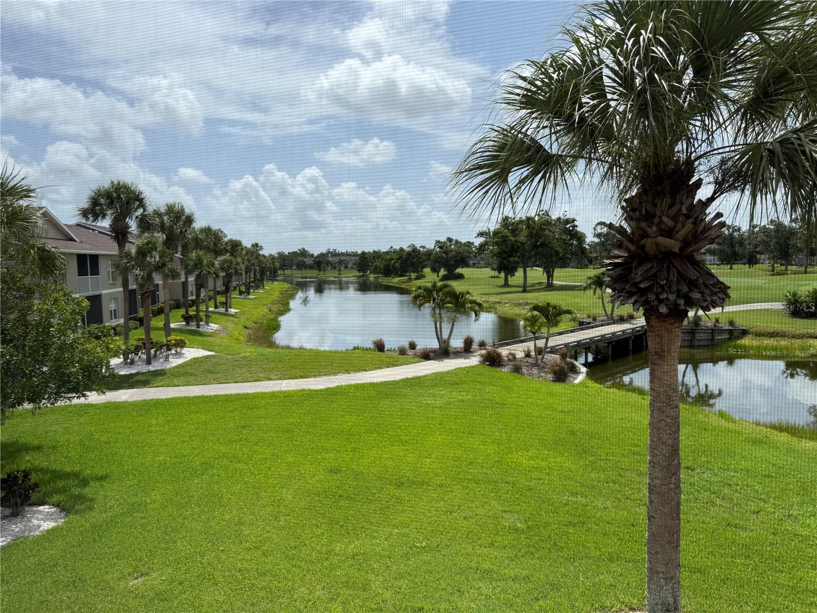 VERANDA 7 AT HERITAGE OAKS - Residential Lease