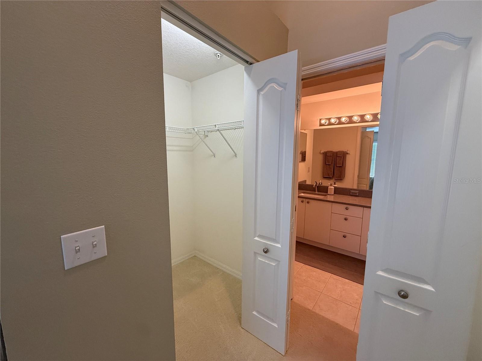 VERANDA 7 AT HERITAGE OAKS - Residential Lease