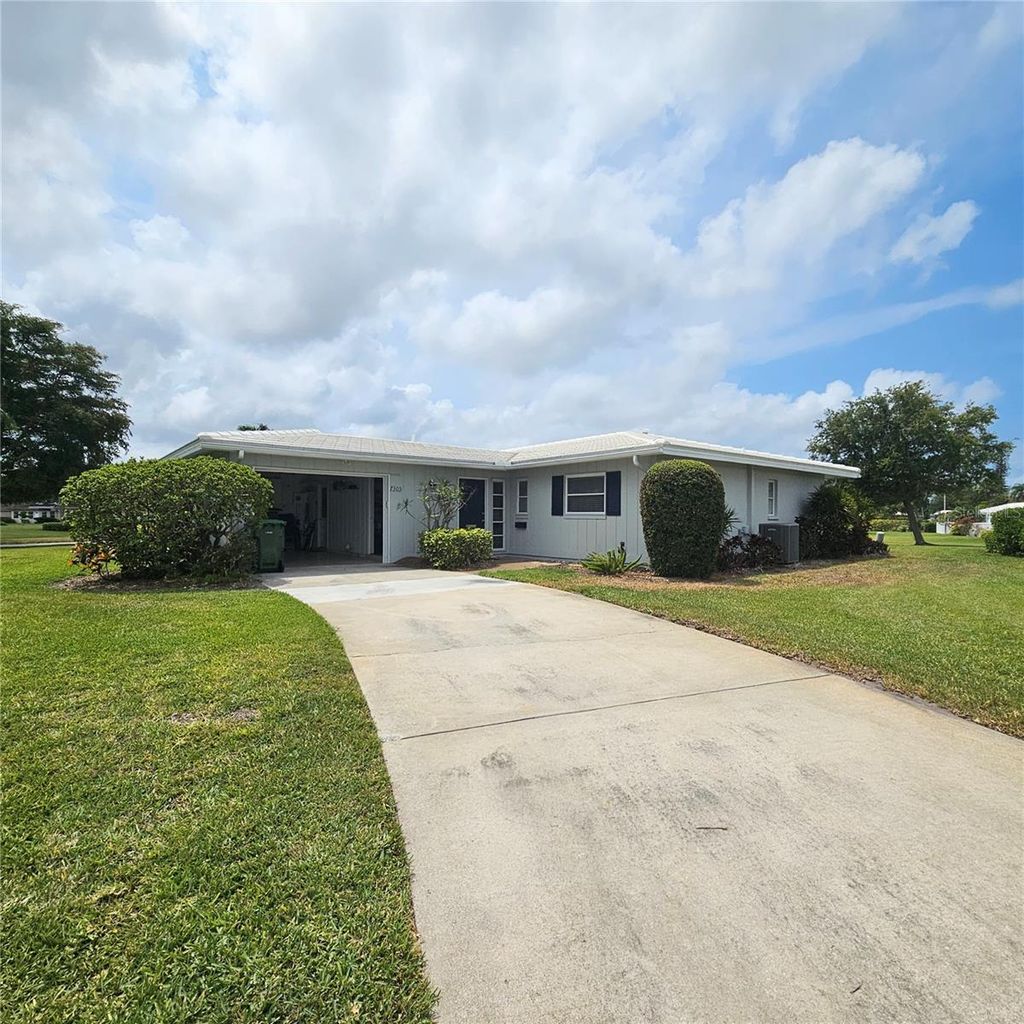 Photo of 7303 9th Avenue W #7303, Bradenton, FL 34209 (MLS # TB8383463)