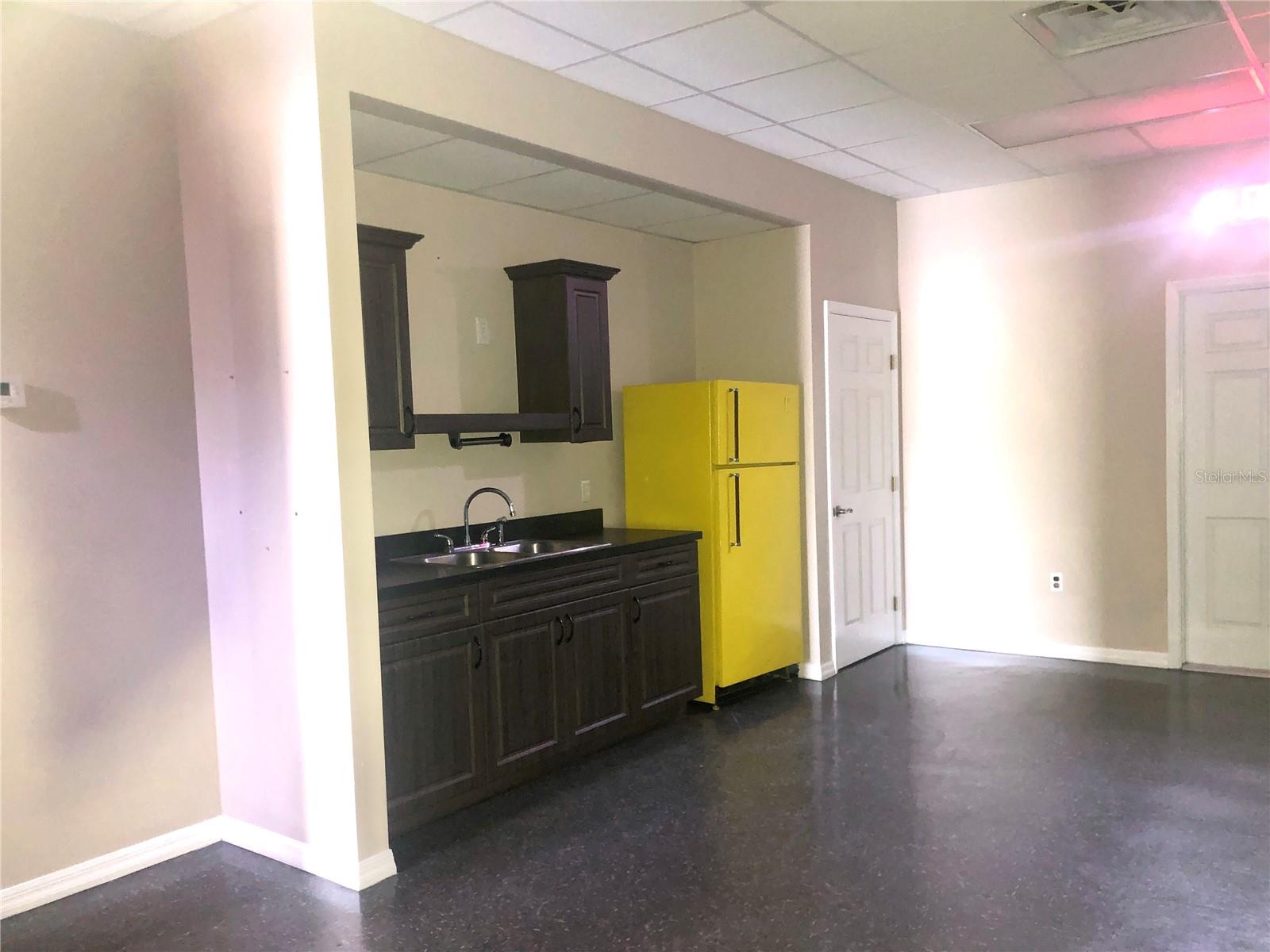 GEORGETOWN INDUST PARK - Commercial Lease