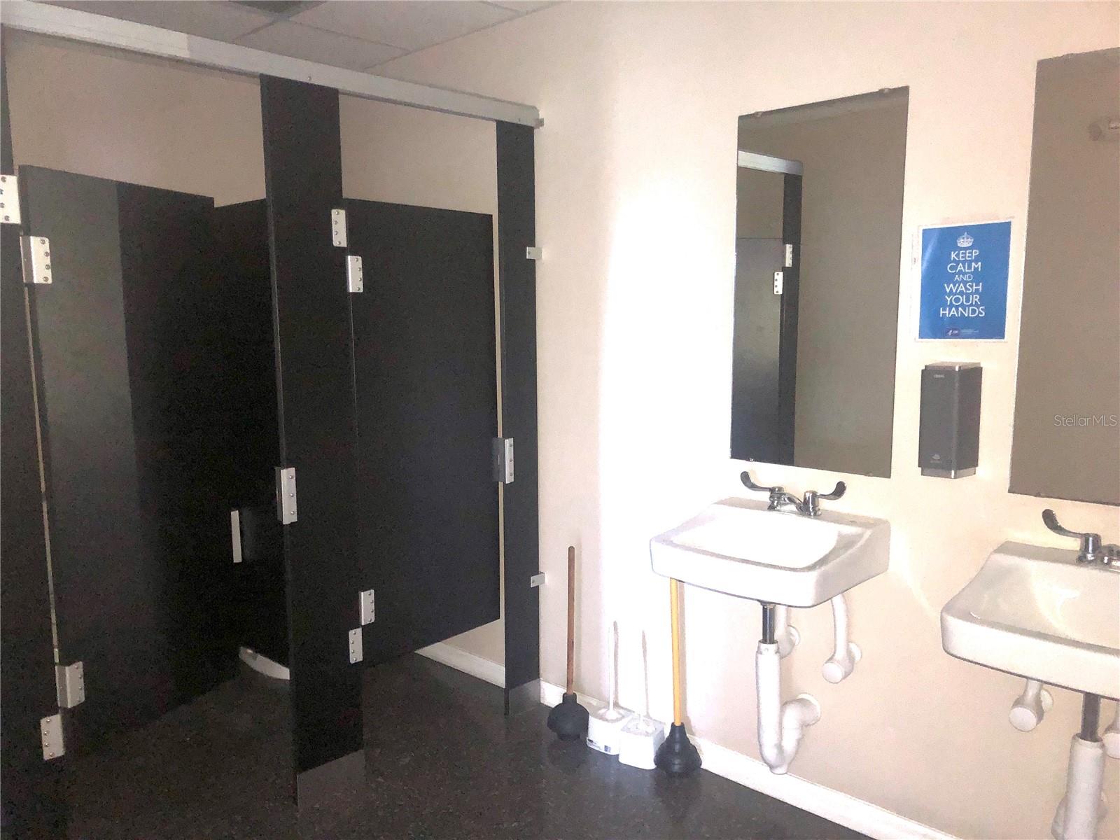 GEORGETOWN INDUST PARK - Commercial Lease