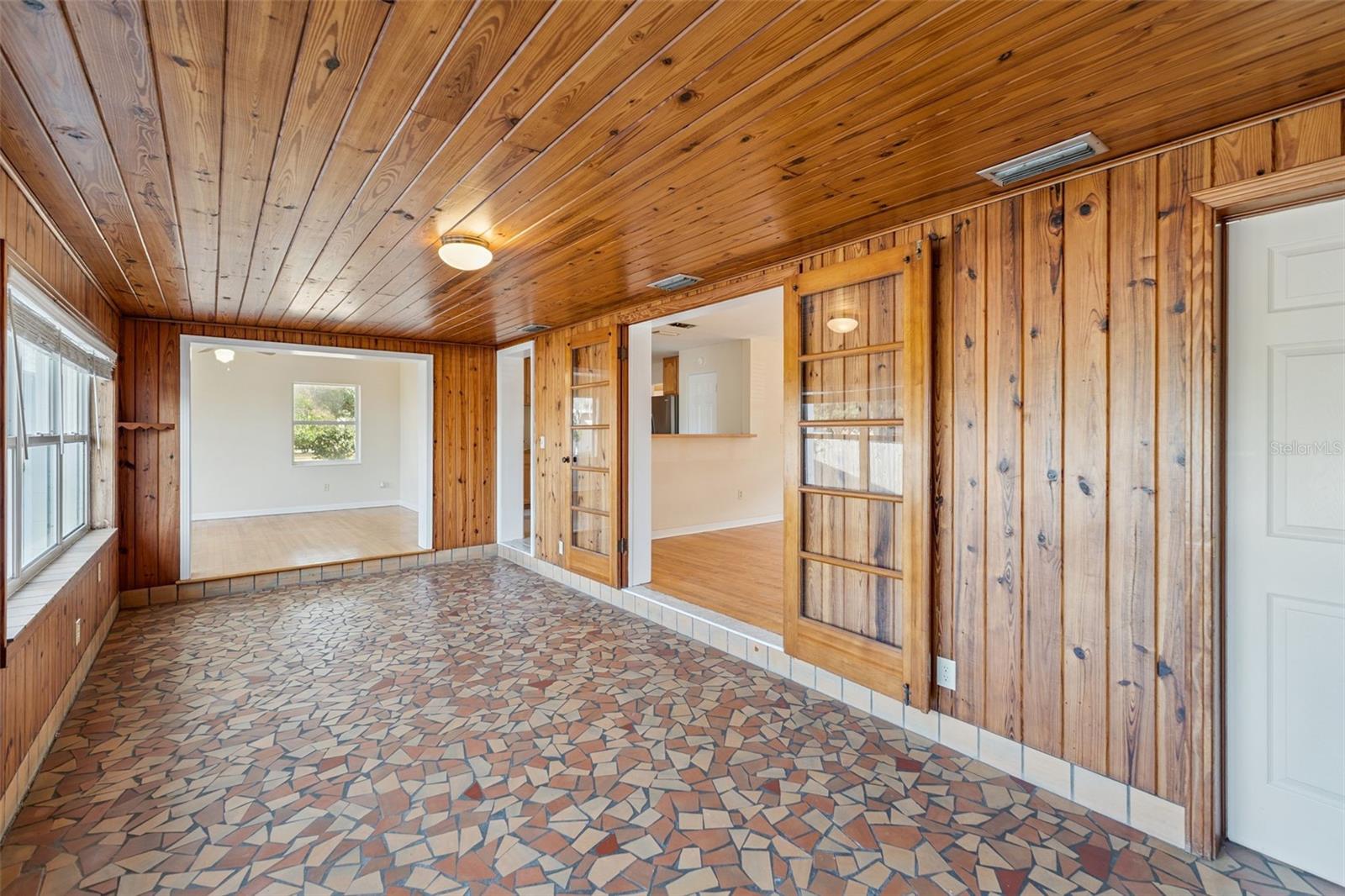 ELBERT HILLS - Residential