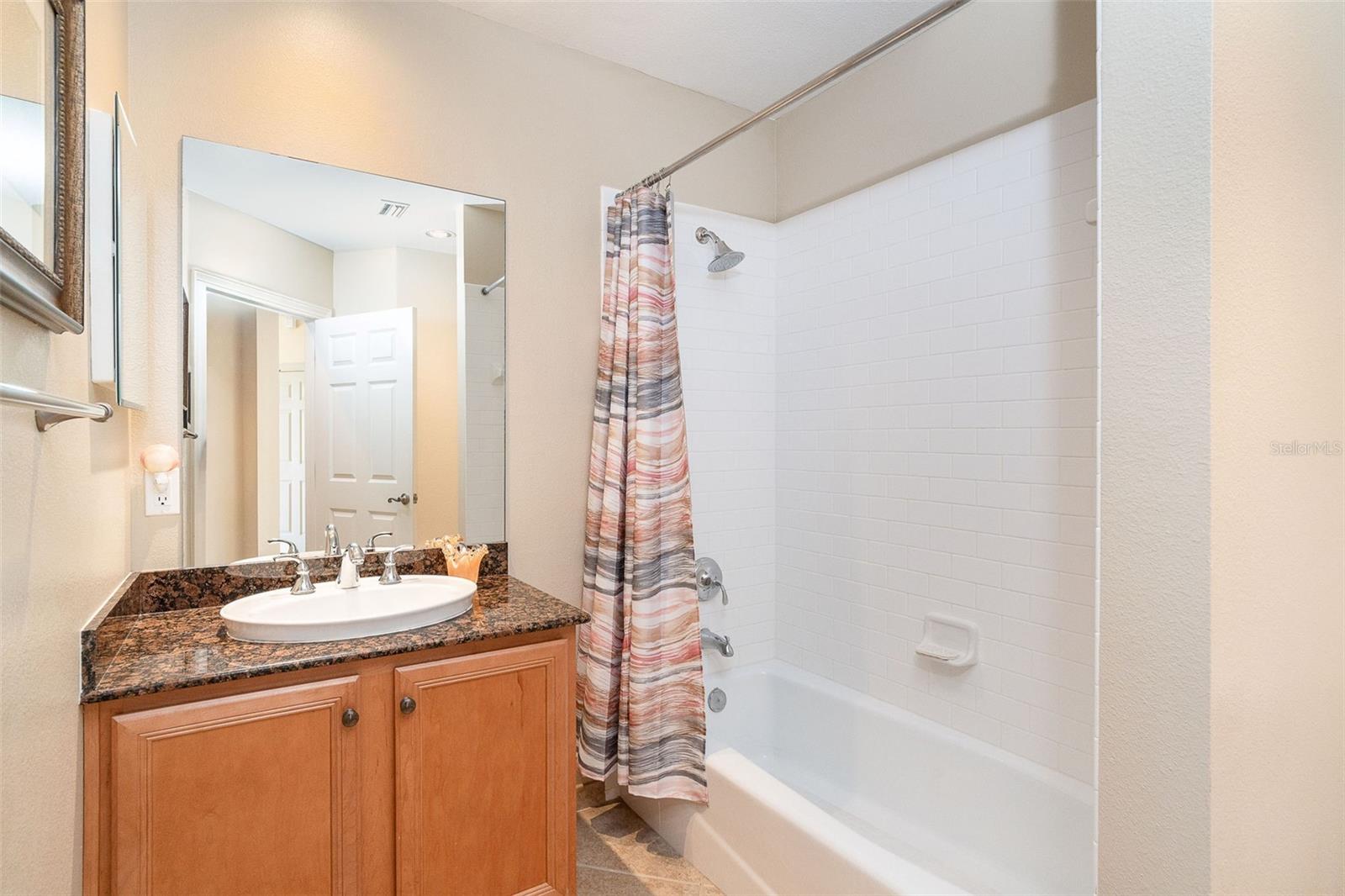 HAMMOCKS-VILLAS PH 01 - Residential