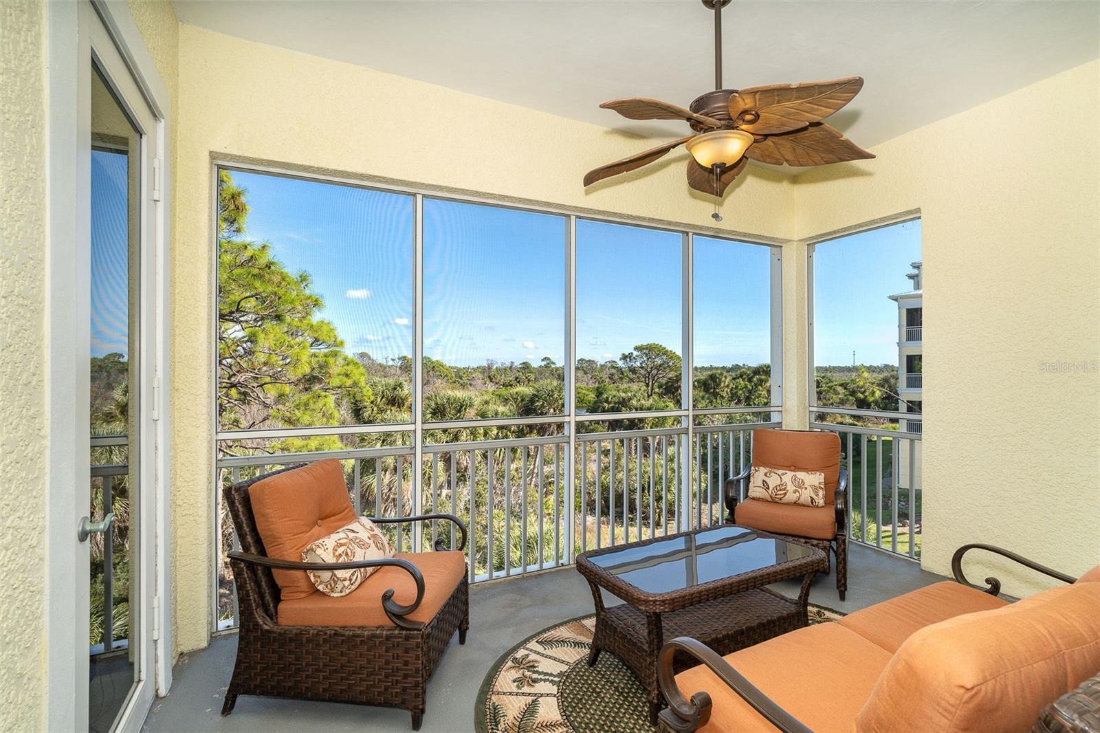 HAMMOCKS-VILLAS PH 01 - Residential