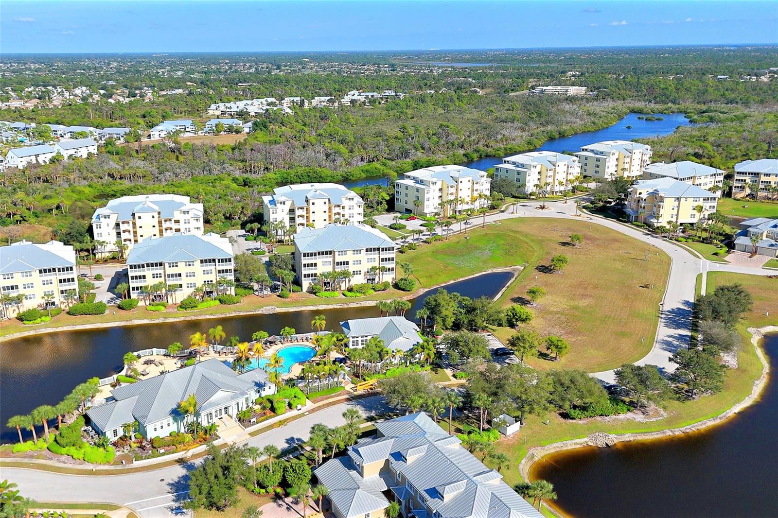 HAMMOCKS-VILLAS PH 01 - Residential