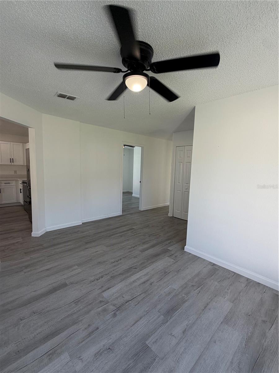 BUENAVENTURA LAKE - Residential