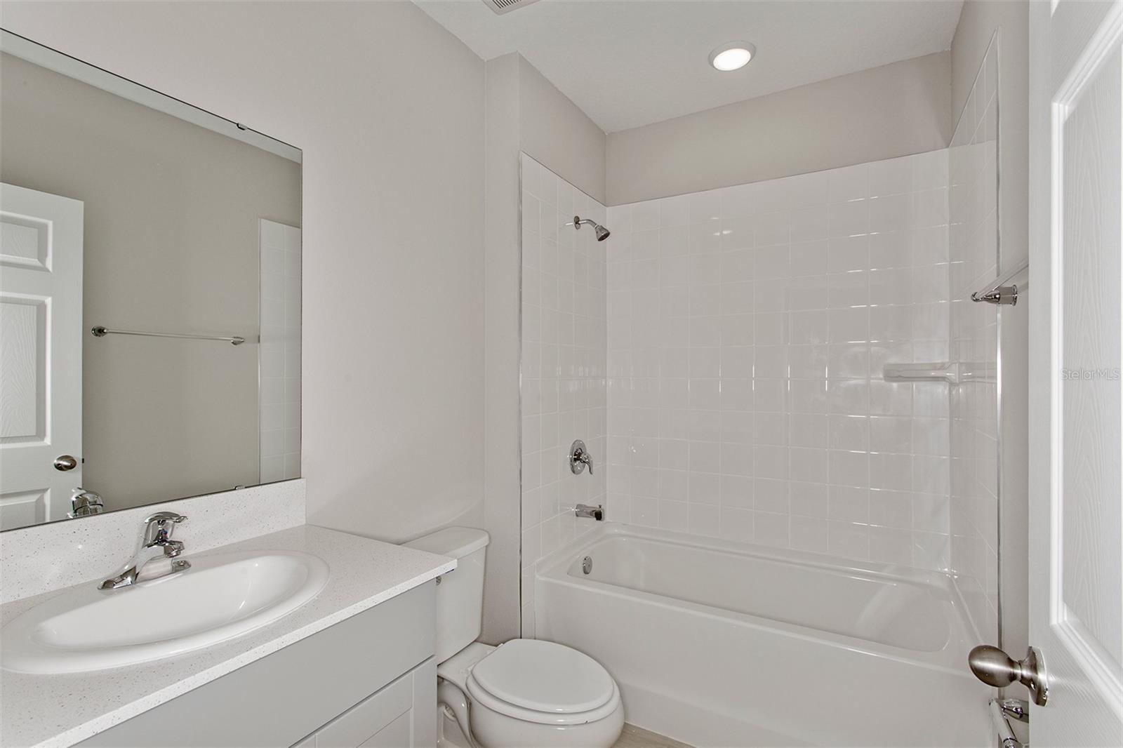 PASADENA LANDING - Residential