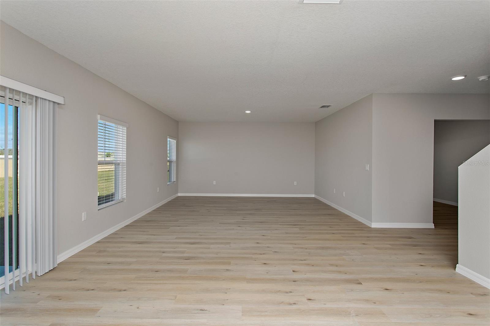 PASADENA LANDING - Residential