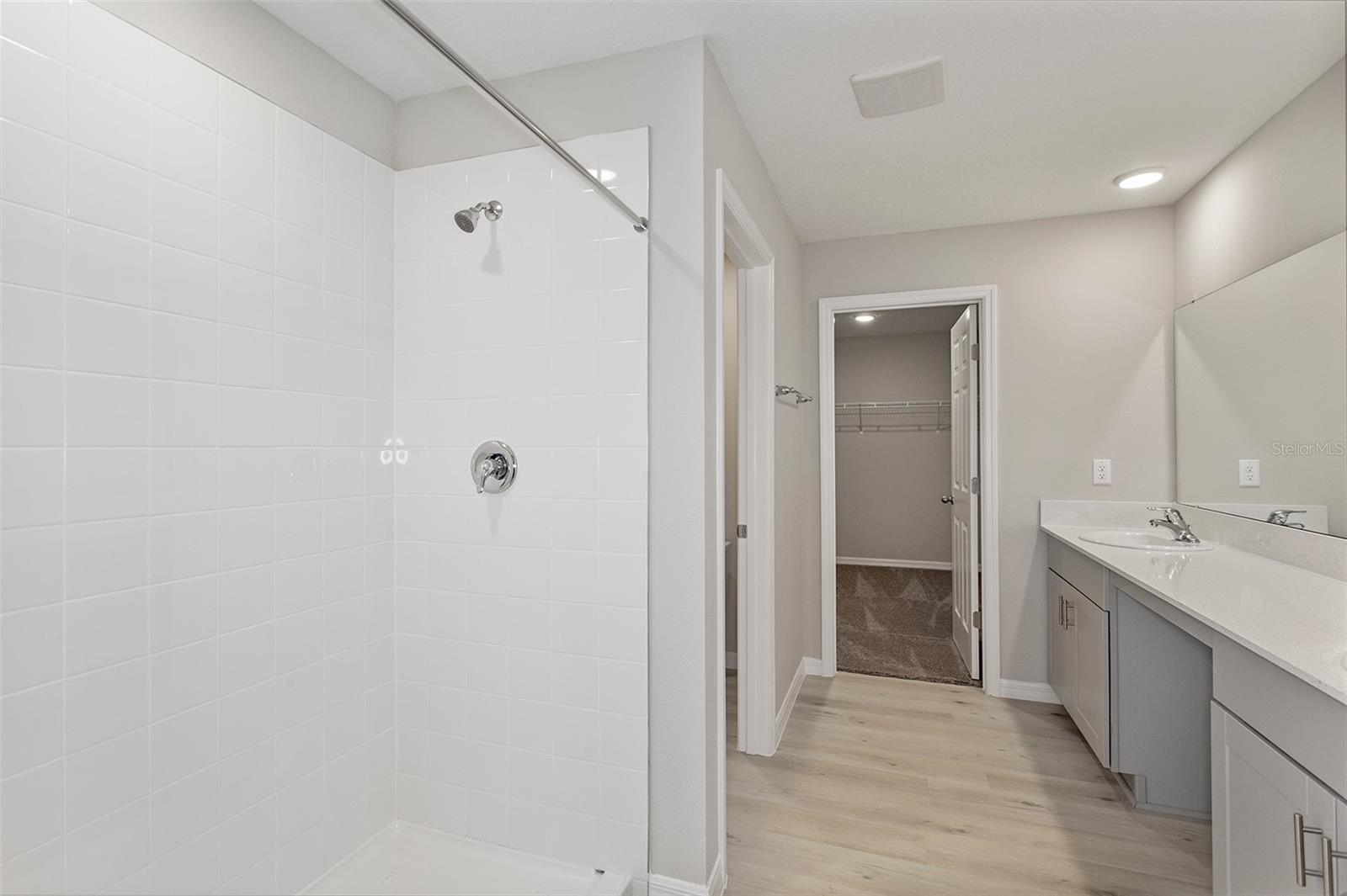 PASADENA LANDING - Residential
