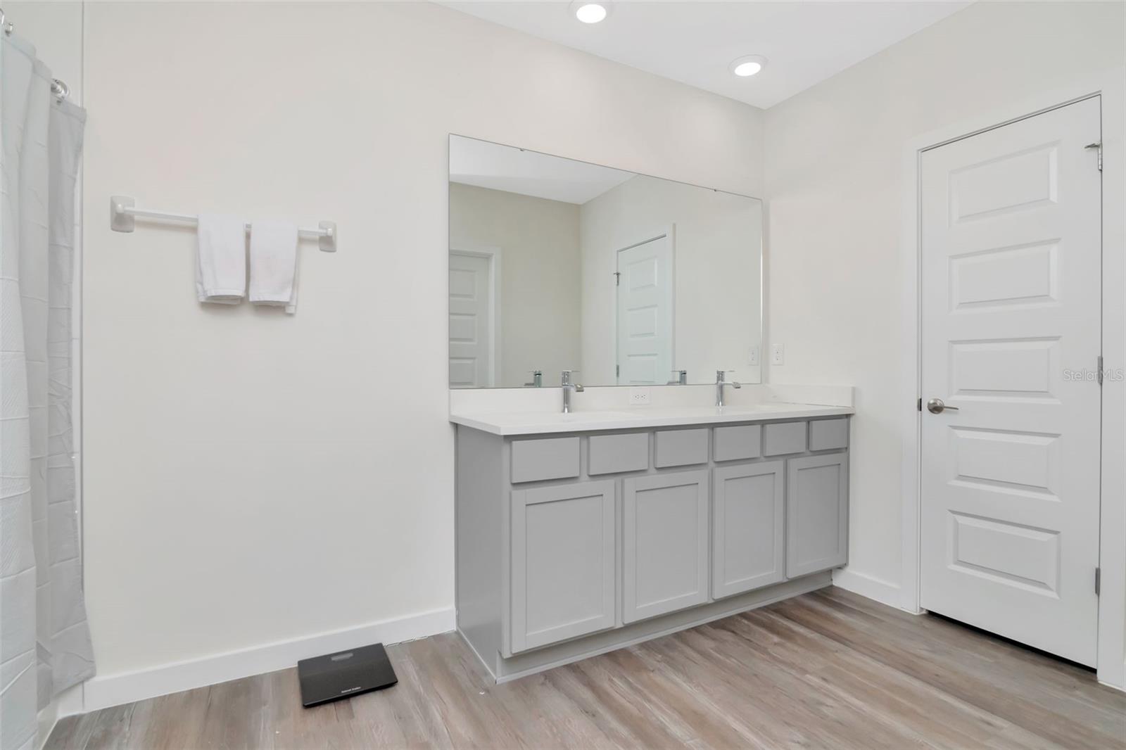 EPPERSON NORTH VILLAGE A-1 A-2 A-3 - Residential