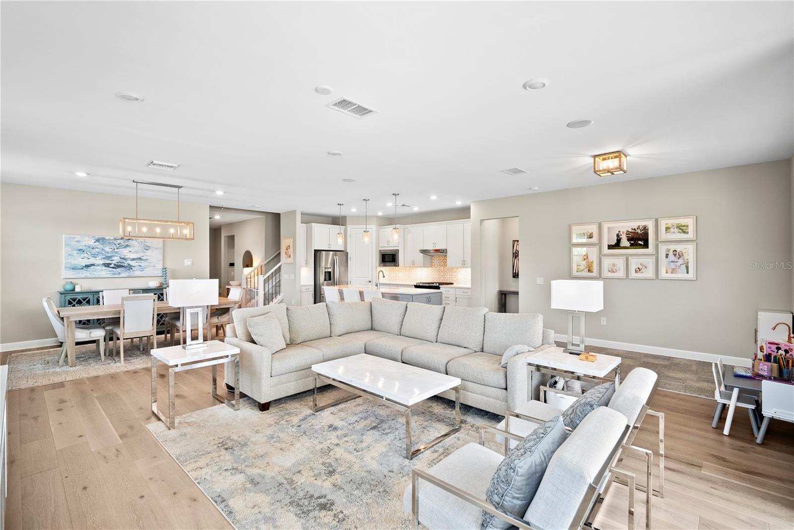12537 AQUA RESERVE COURT