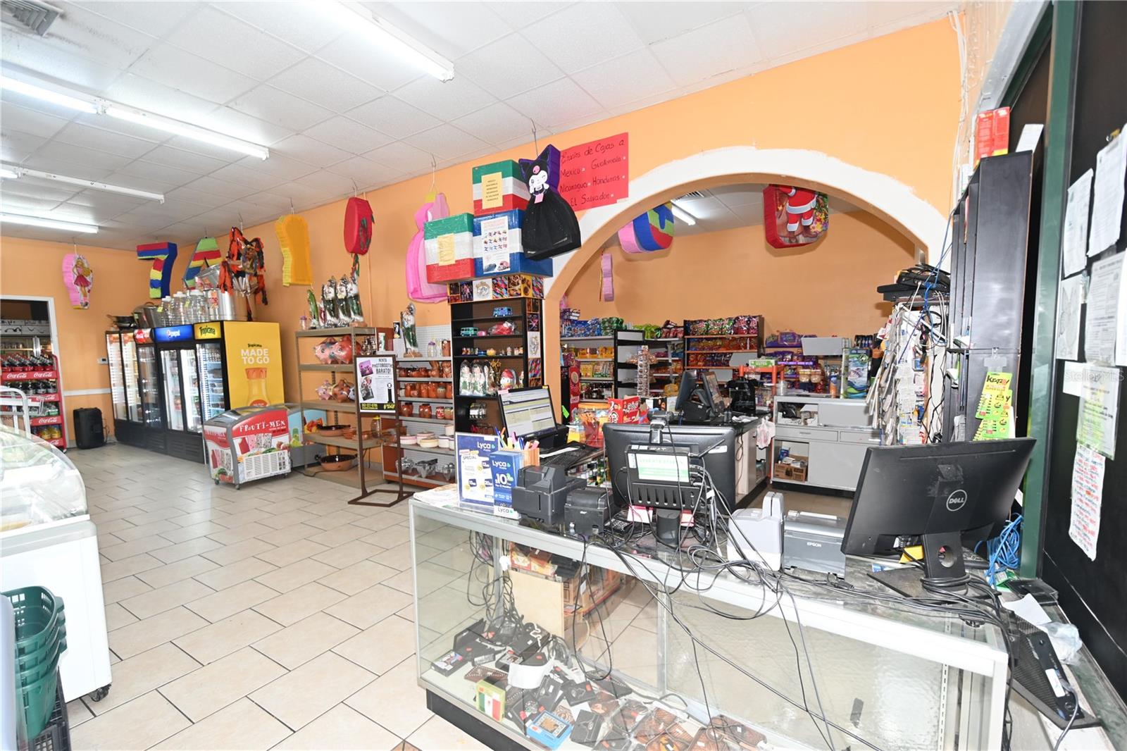 UMATILLA GILES & HAUCK - Commercial Sale