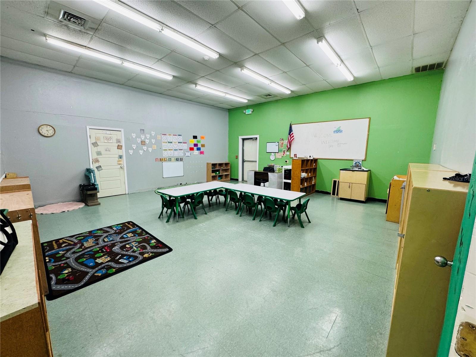 UMATILLA GILES & HAUCK - Commercial Sale