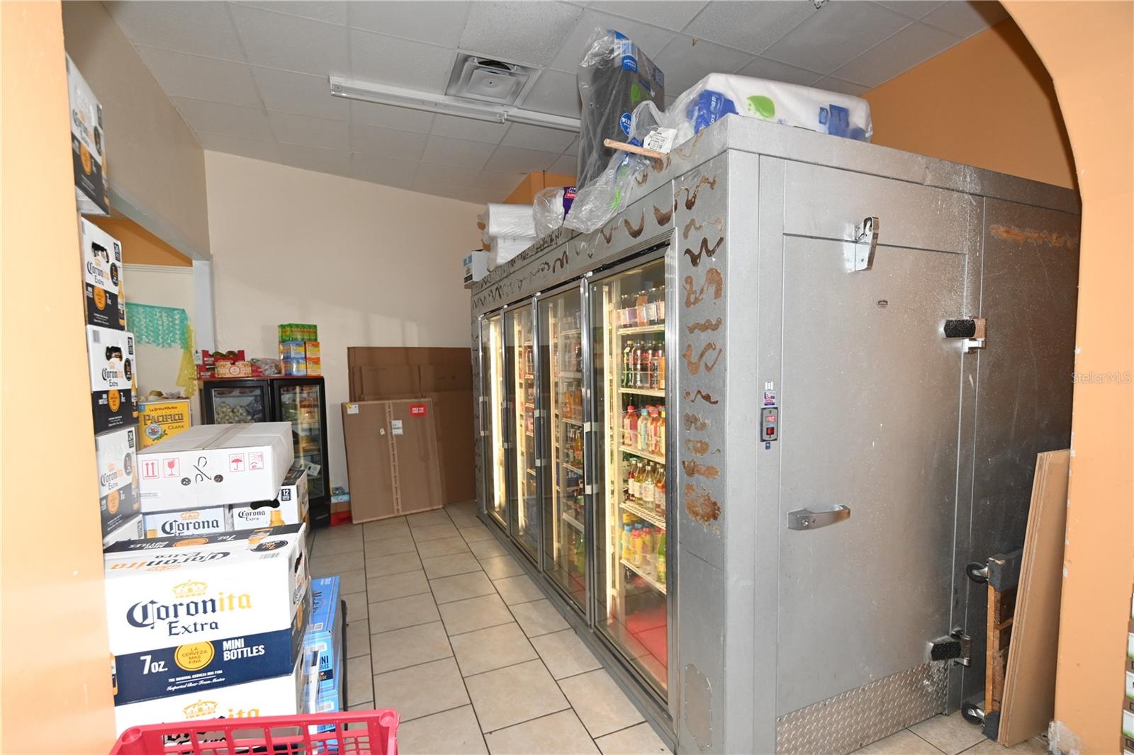 UMATILLA GILES & HAUCK - Commercial Sale