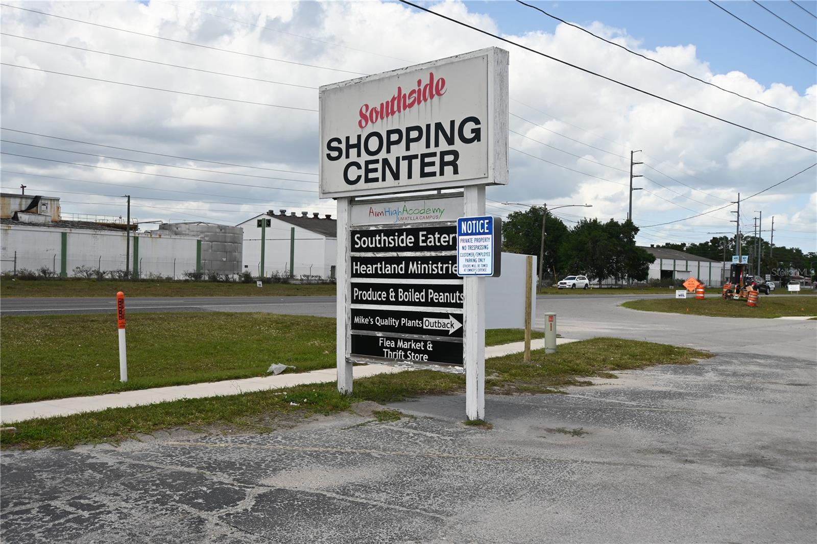 UMATILLA GILES & HAUCK - Commercial Sale