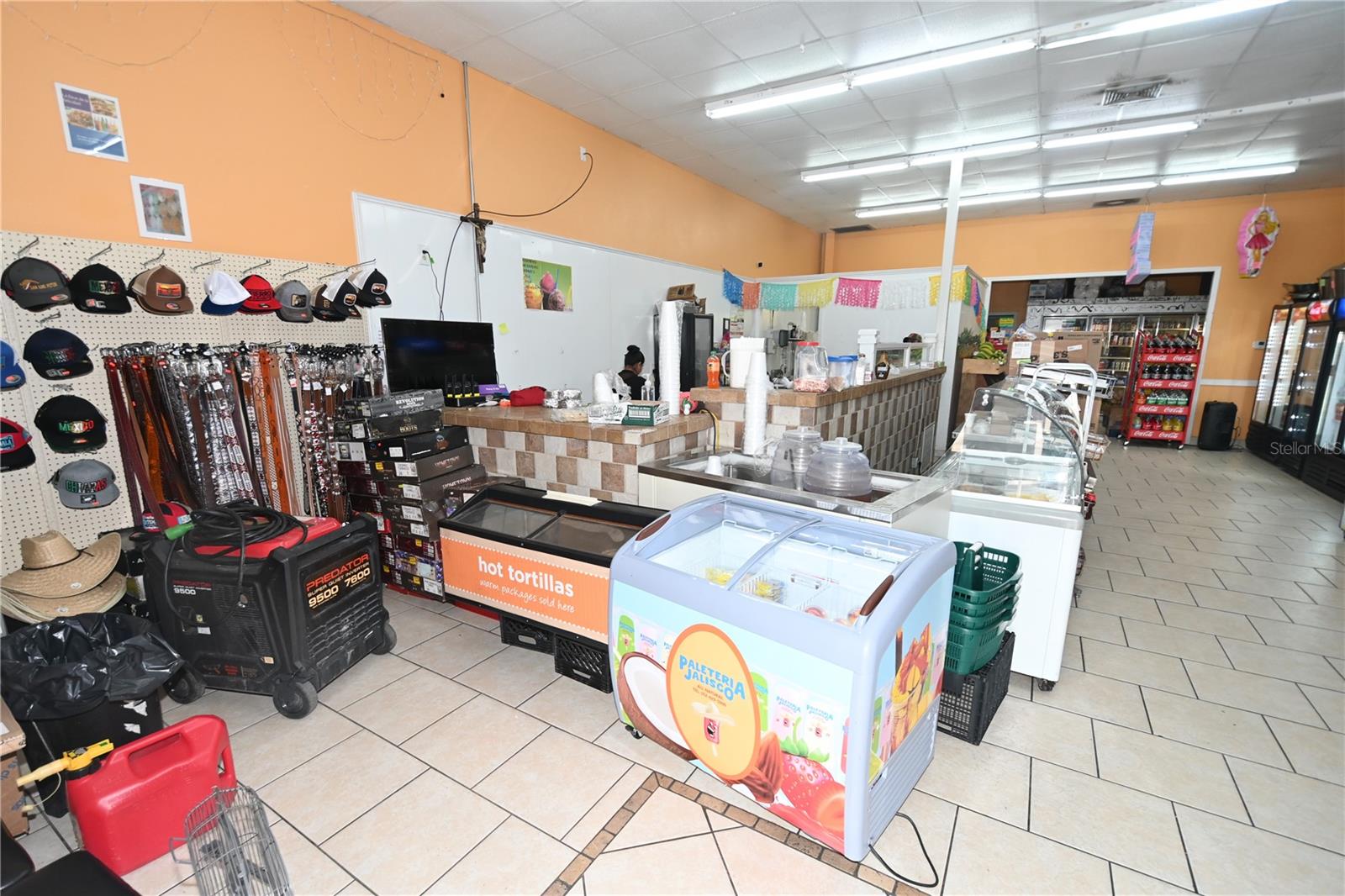UMATILLA GILES & HAUCK - Commercial Sale