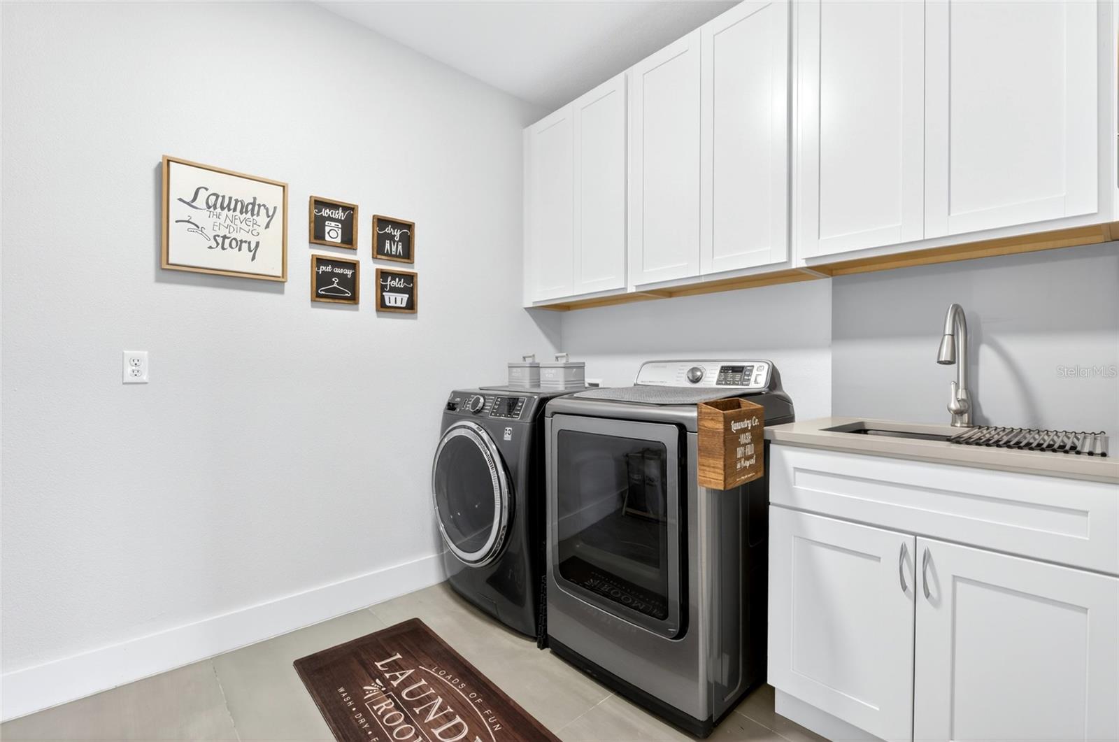 ENCORE AT OVATION - Residential