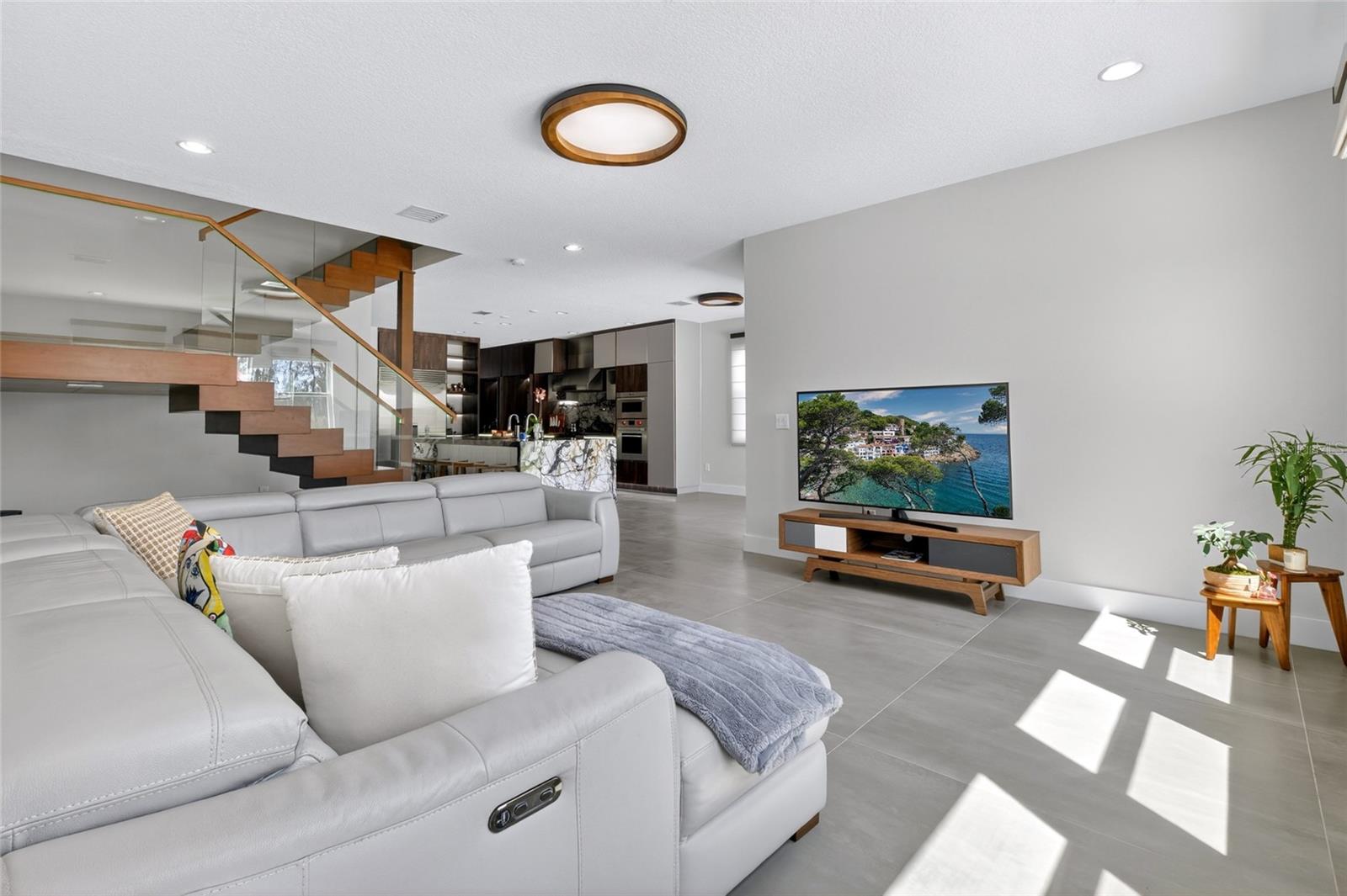 ENCORE AT OVATION - Residential