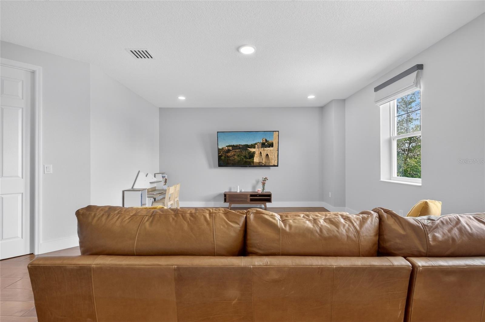 ENCORE AT OVATION - Residential