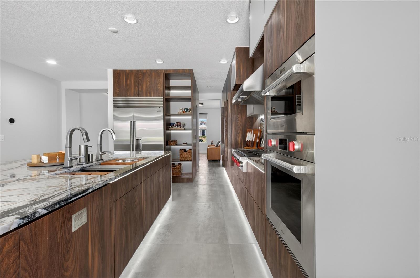 ENCORE AT OVATION - Residential