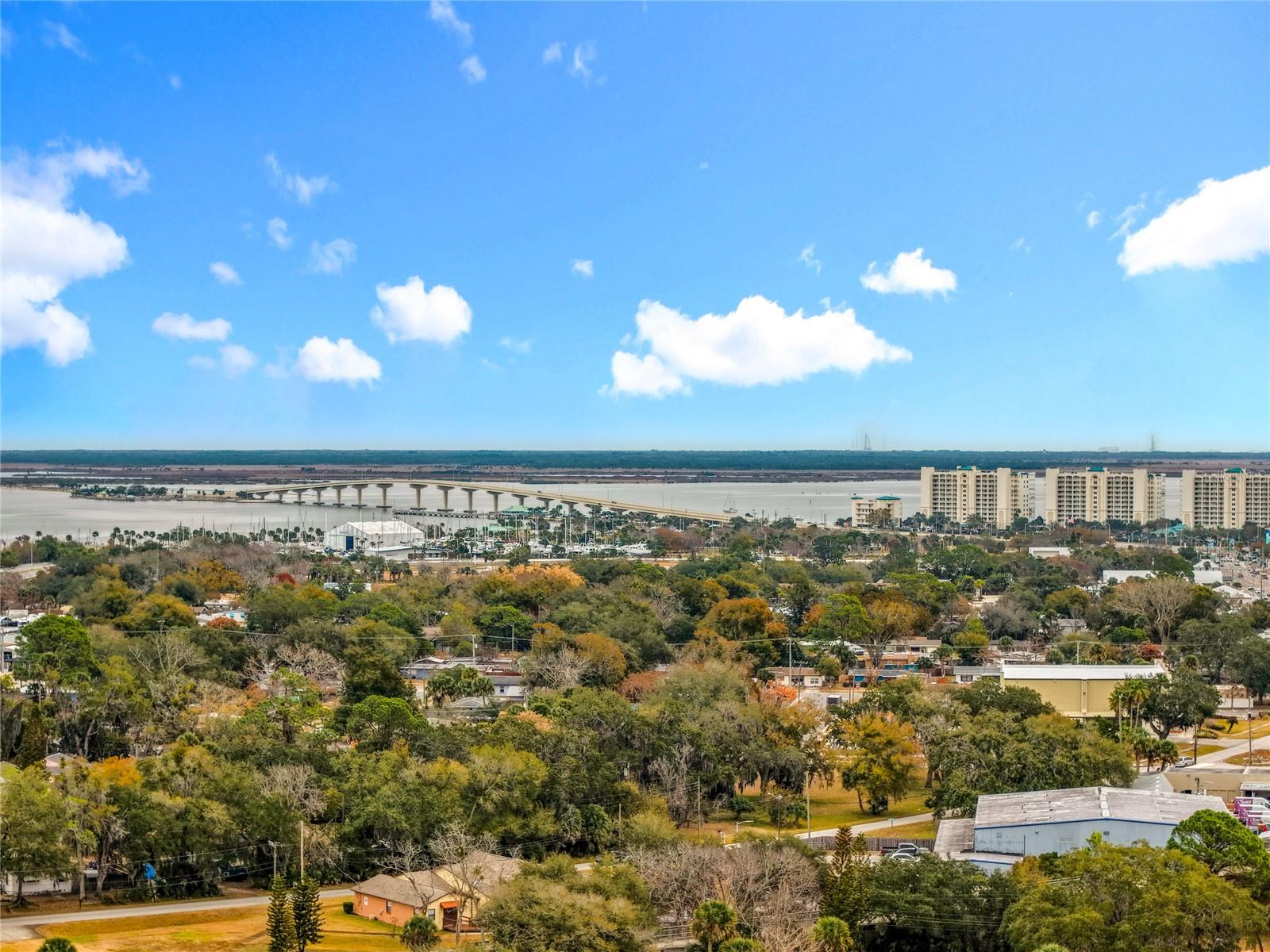 PINEWOOD VILLAS - Residential