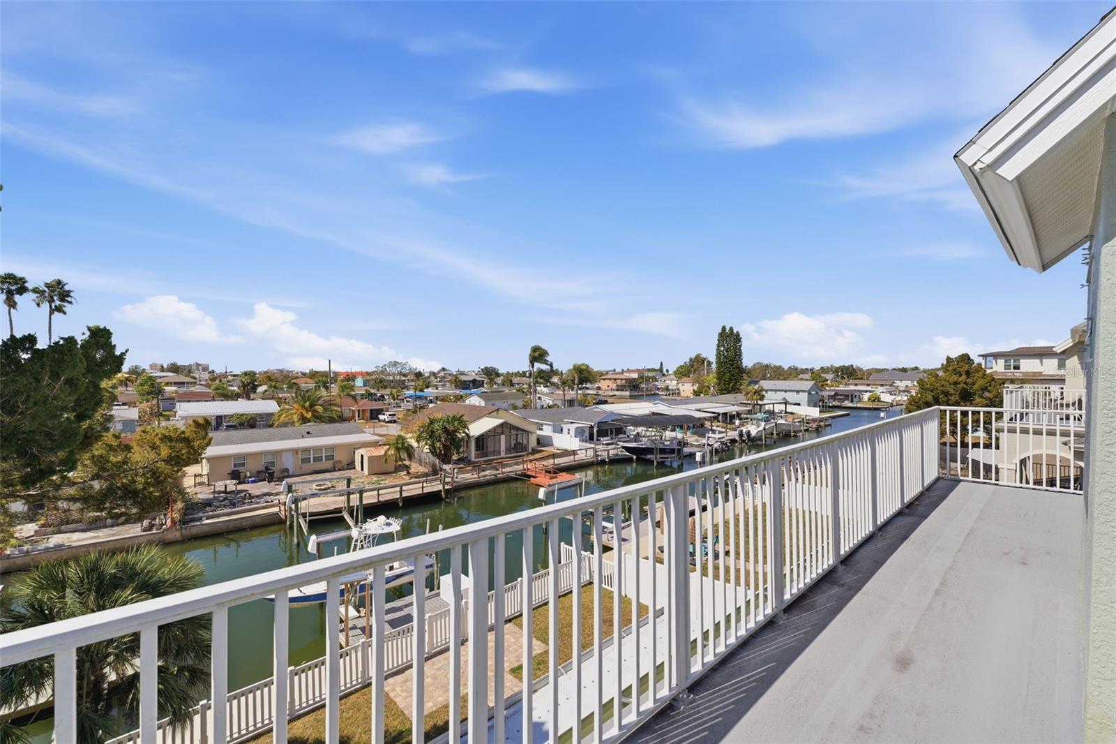 HUDSON BEACH ESTATES - Residential